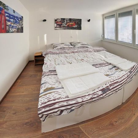 Bibi'S Apartments Skopje Ngoại thất bức ảnh