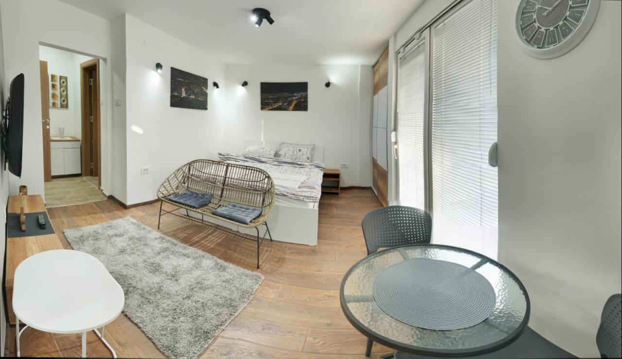 Bibi'S Apartments Skopje Ngoại thất bức ảnh