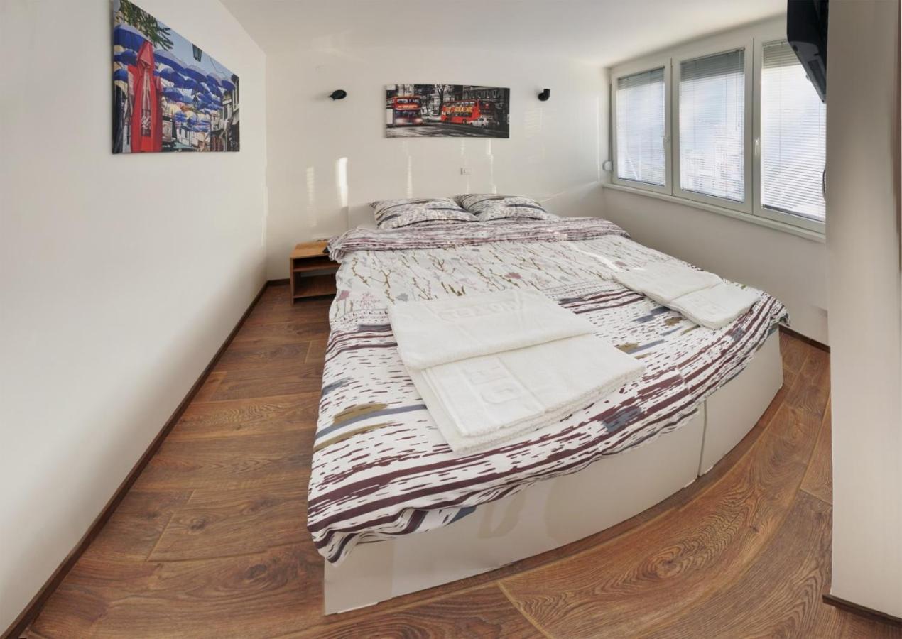 Bibi'S Apartments Skopje Ngoại thất bức ảnh
